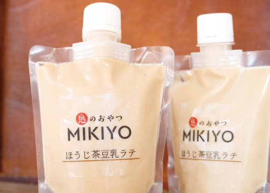 ほうじ茶豆乳ラテ